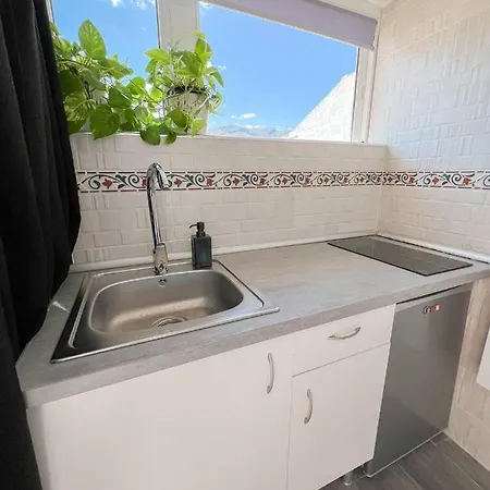 Apartamento Cozy Flat With Terrace Torremolinos Exterior foto